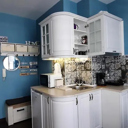 Апартаменты нава 8 *