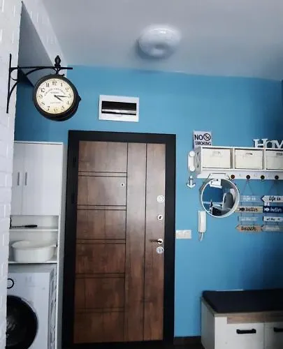 нава 8 بورغاس